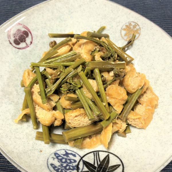 わらびとうす揚げの煮物