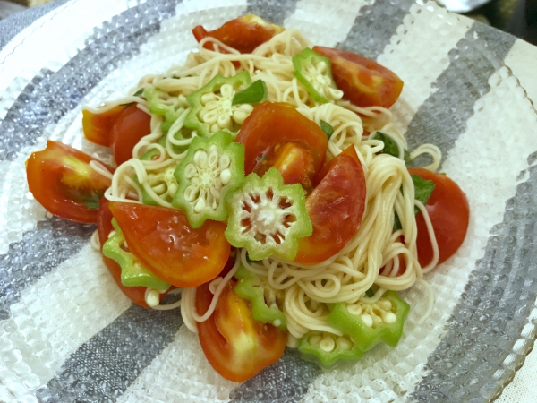 バジル香るフルーツトマトと丸角オクラの素麺カッペリーニ